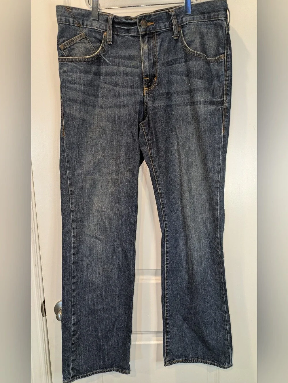 Rock & Republic Men's Bootcut Jeans 36x32 Medium Wash Denim Classic Fit